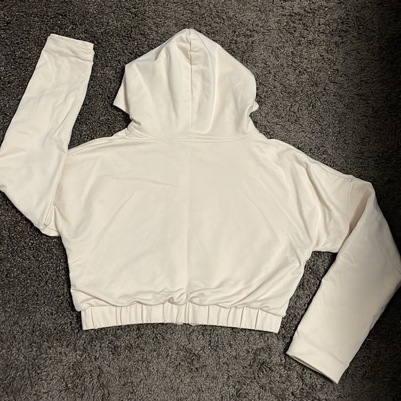 Buffbunny crop jacket sz. Medium - Picture 4 of 9